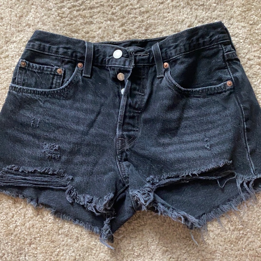 Levi Black distressed jean shorts